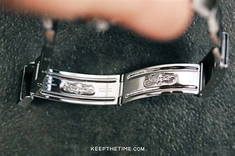 how to tighten clasp on rolex|rolex chairman bracelet clasp tightness.